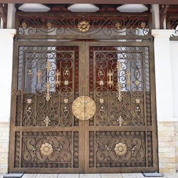 Mẫu cổng sắt đẹp nhà mặt tiền